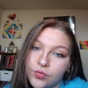 Meet your Posher, Amelia